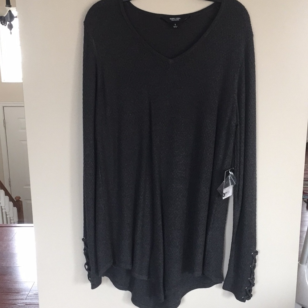 COPY - Simply Vera Wang pull over Grey sweater